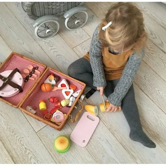 Legler Children's Picnic Basket Set