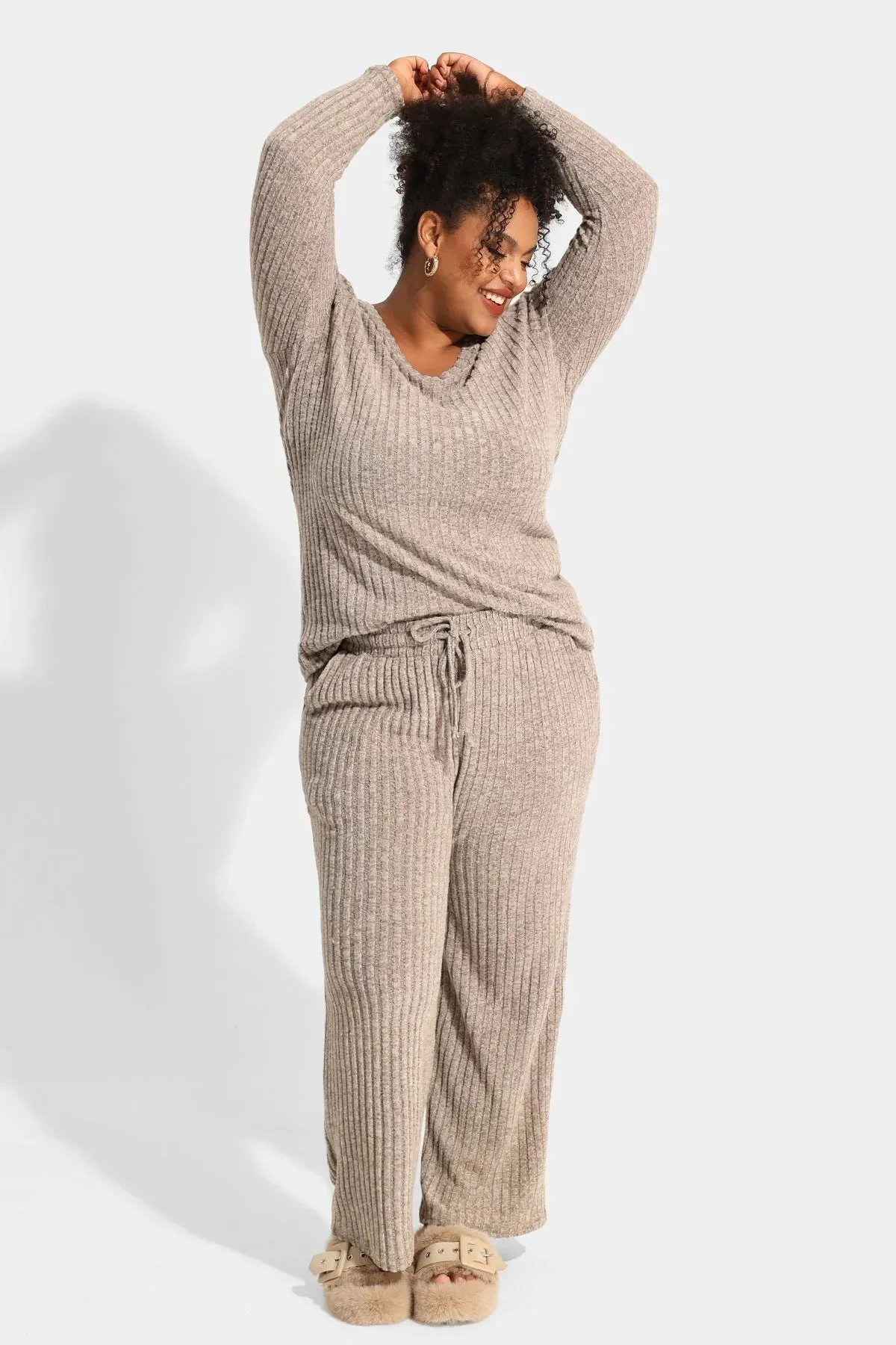 Solid Basic Velvet Lounge Pajama Set