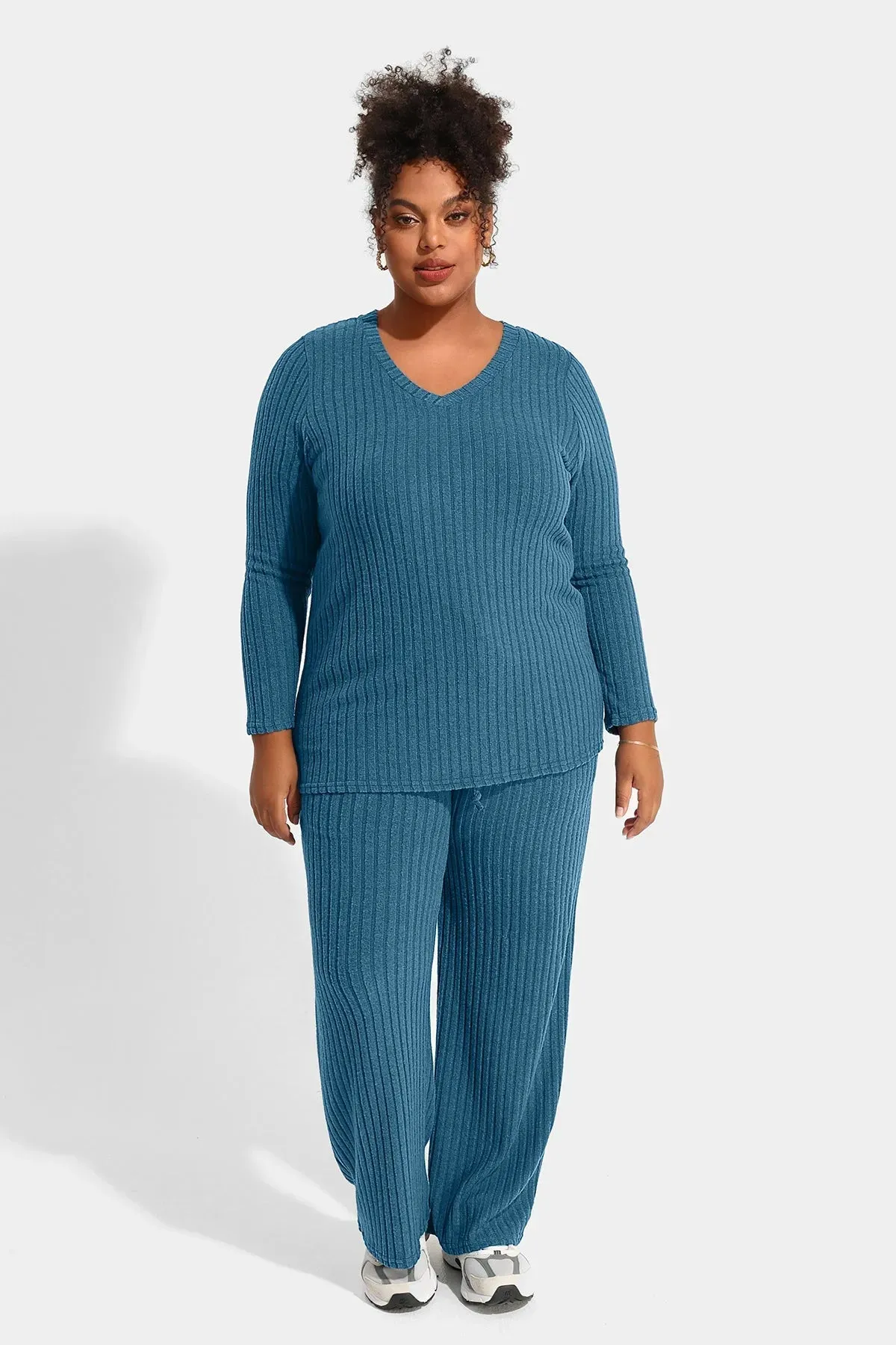 Solid Basic Velvet Lounge Pajama Set